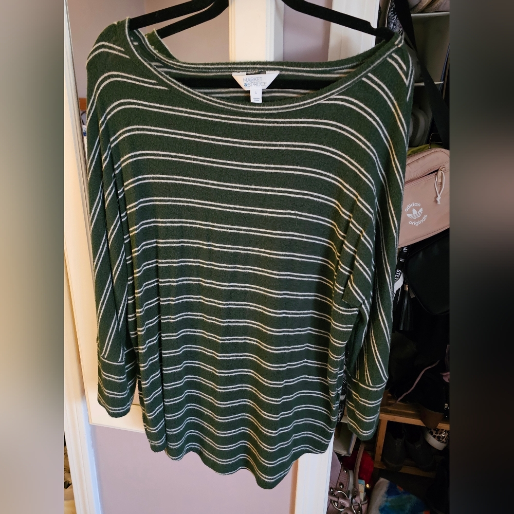Long sleeve lightweight shirt